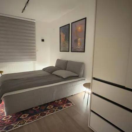 Modesty Apartment *